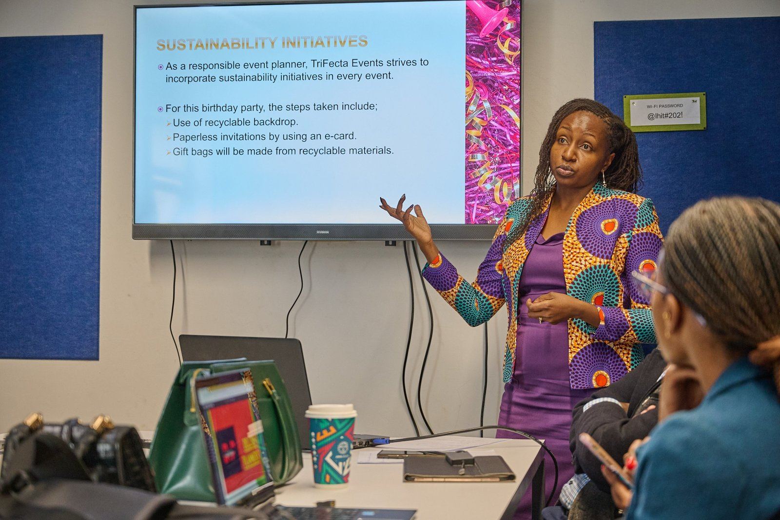 Muthoni Wanjau teaching a class on sustainable event décor